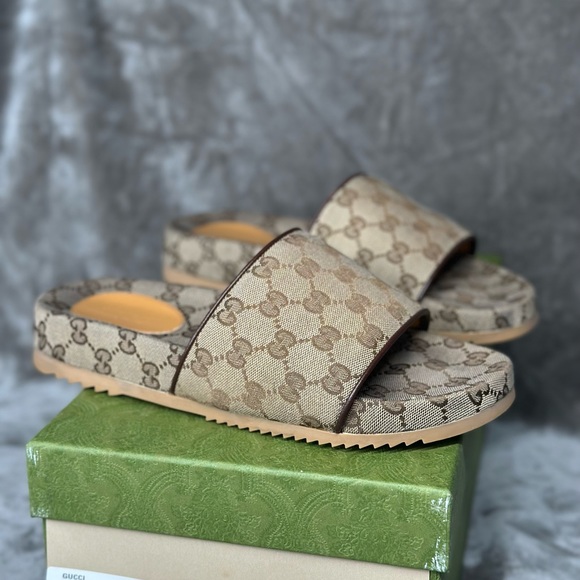 Gucci GG sandal - Picture 2 of 10